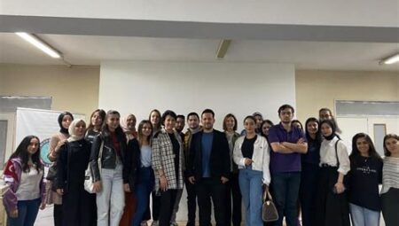 NFT'lerde Topluluk İle İletişim Teknikleri